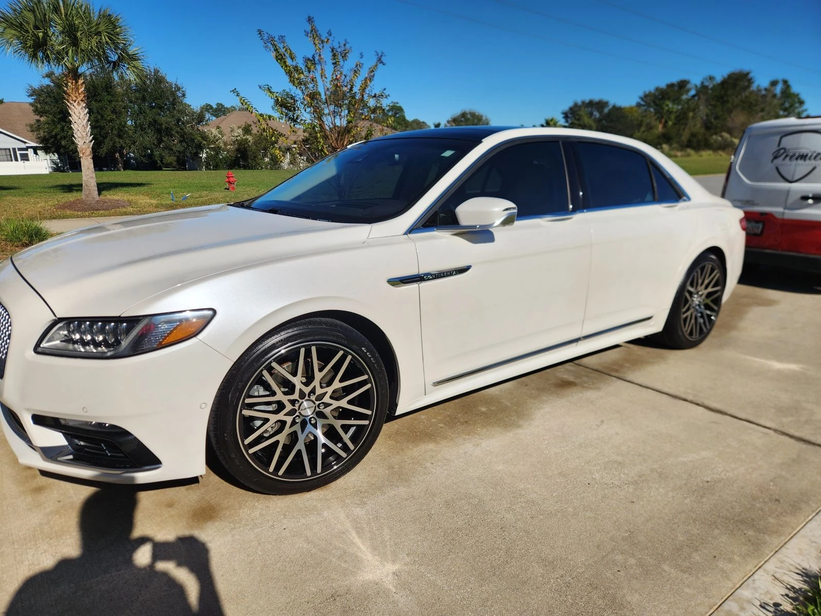 Lincoln Continental detailed by Premier Mobile Services